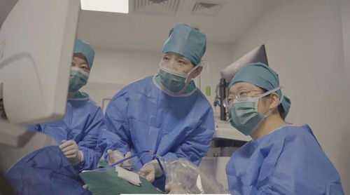 破壁進(jìn)行時(shí) 直擊301醫(yī)院手術(shù)室，看國(guó)產(chǎn)介入超聲如何精準(zhǔn)“導(dǎo)航”生命禁區(qū)